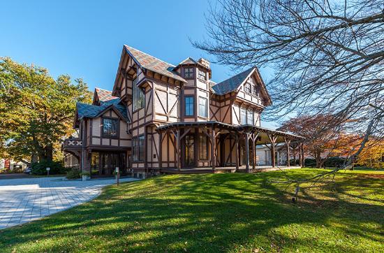 Newport Museum of Art